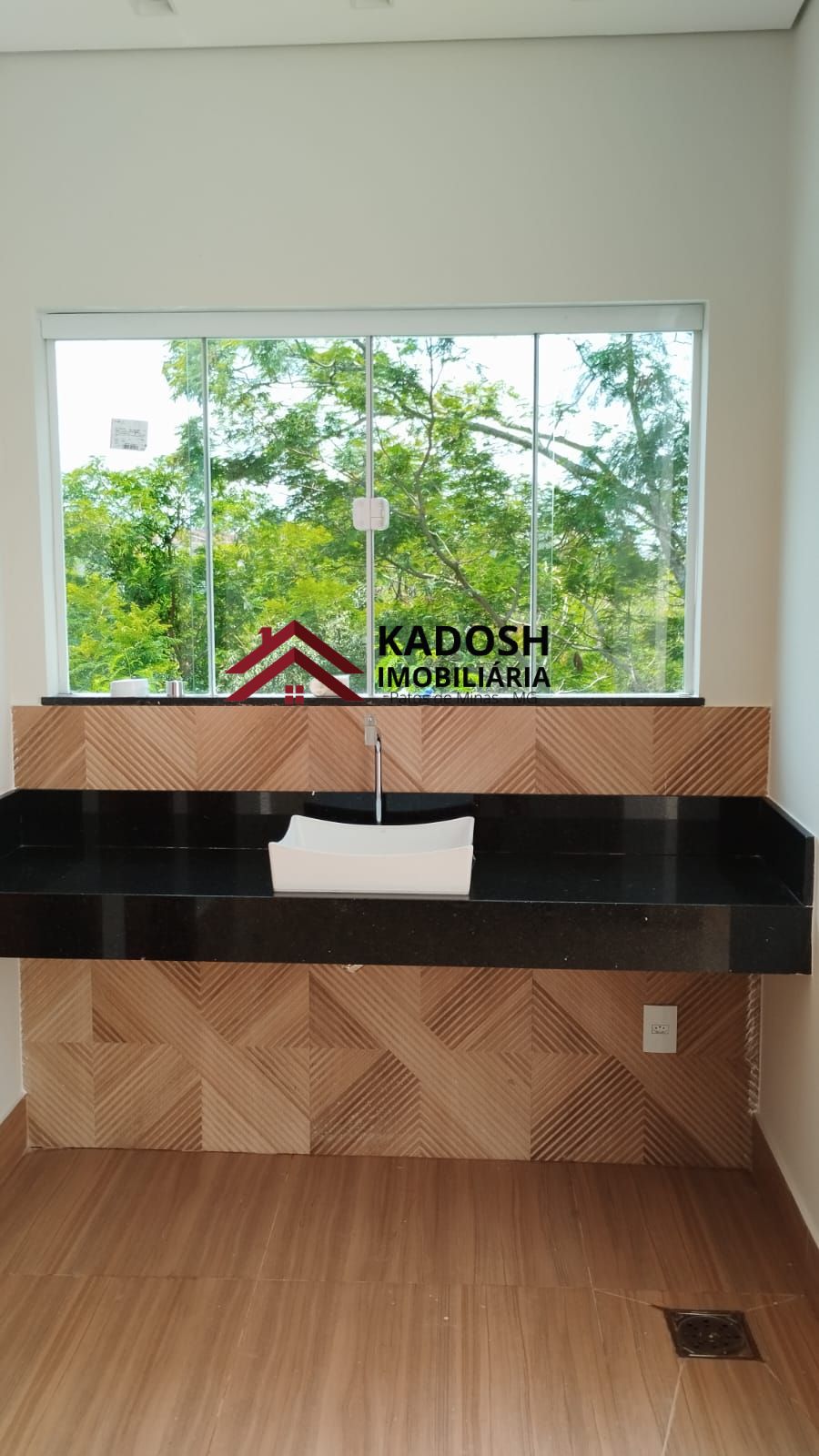 a30437f4-e93e-49a8-8c4d-21dd9e3e7911