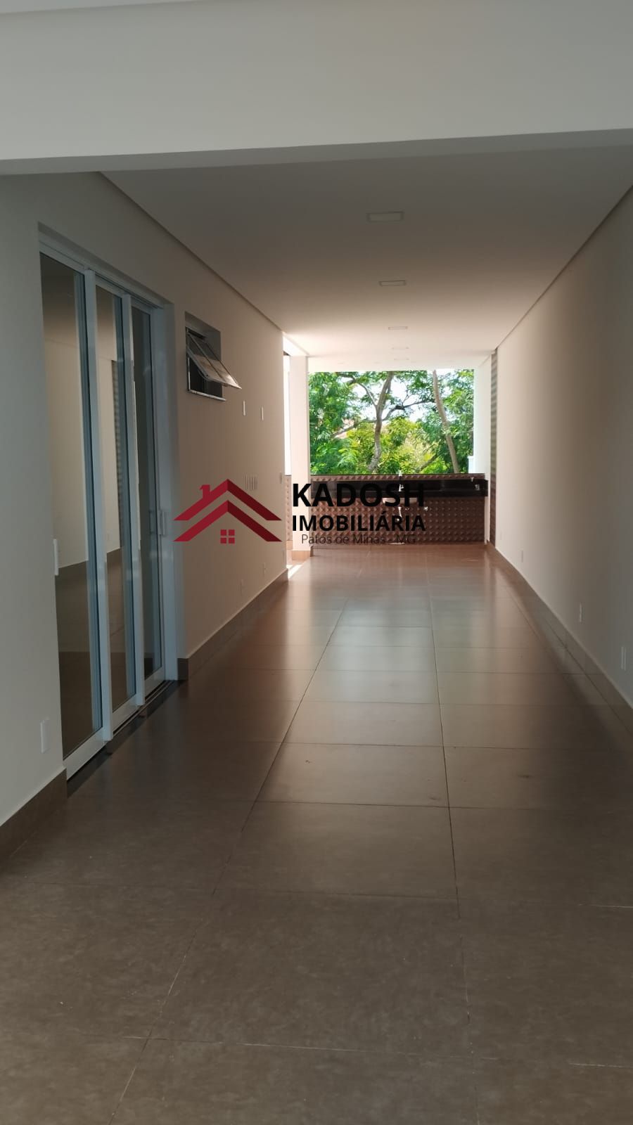 d7420346-e7d2-4b75-be32-b35fa05fe6f3