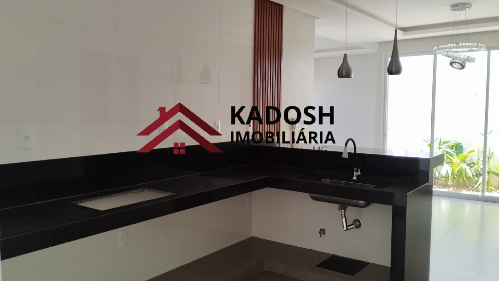 ffc6d02d-2865-45be-9ed7-660aa49578ae