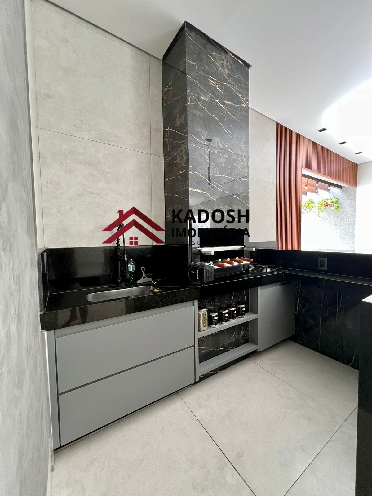 a493a91a-1122-46d6-a1c5-8fb76397ed82