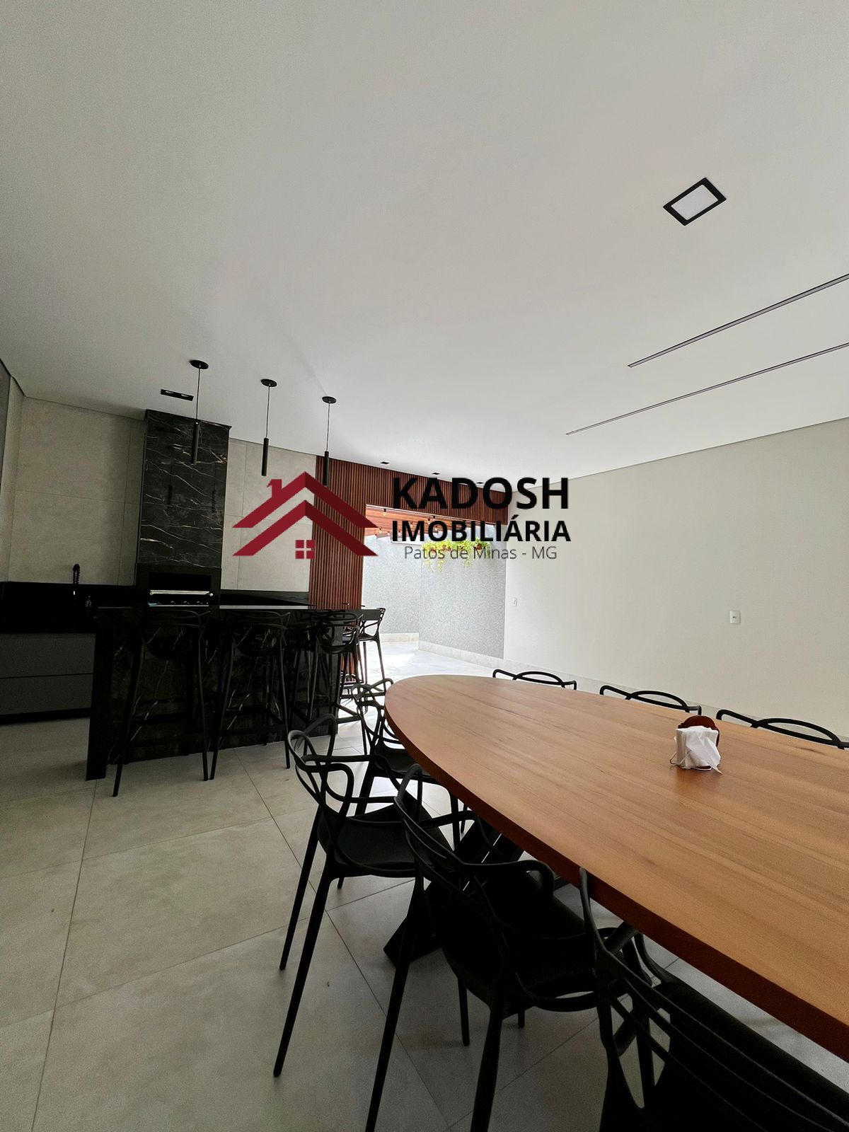 d13cf979-4fe3-4bb9-a7d3-ddefc86e6a49