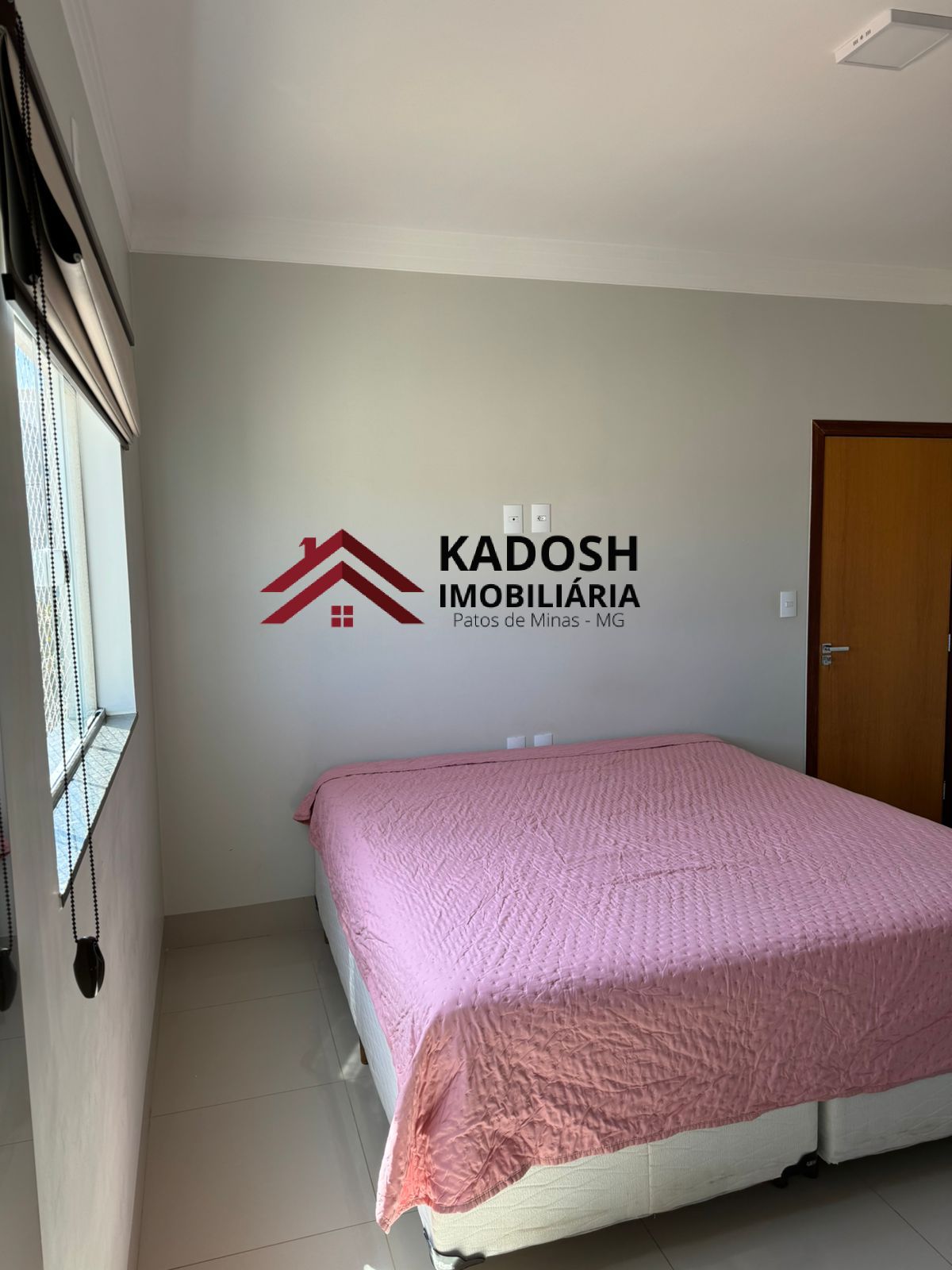 8adfbd46-3800-4557-b5ba-9caf28240391