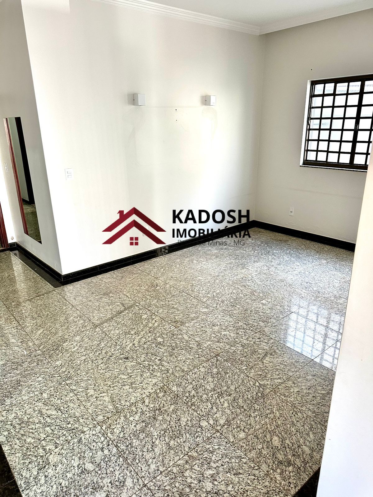 8cd4683b-0705-4fd3-a2ae-3a96990fe247