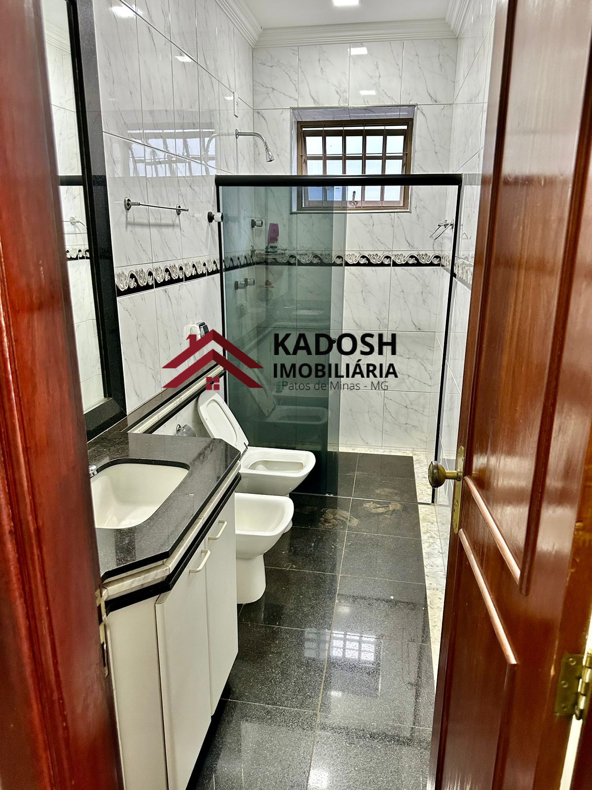 977cea2f-1c8b-48b1-a0cd-d2eaf137812d